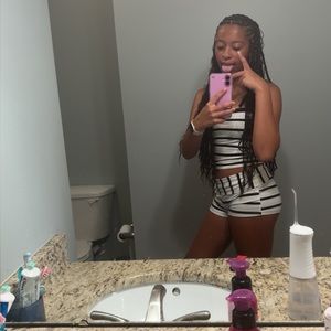 Meet your Posher, Aniya